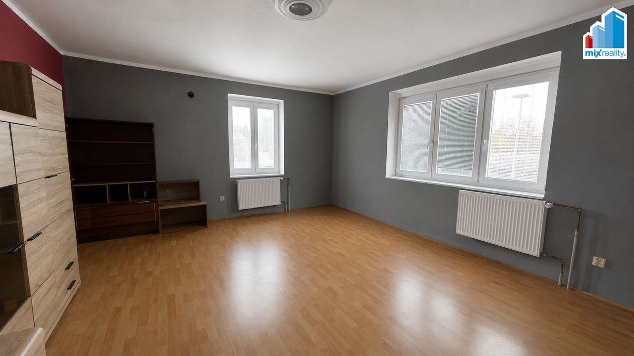 Prodej nemovitosti 260 m² - foto 11