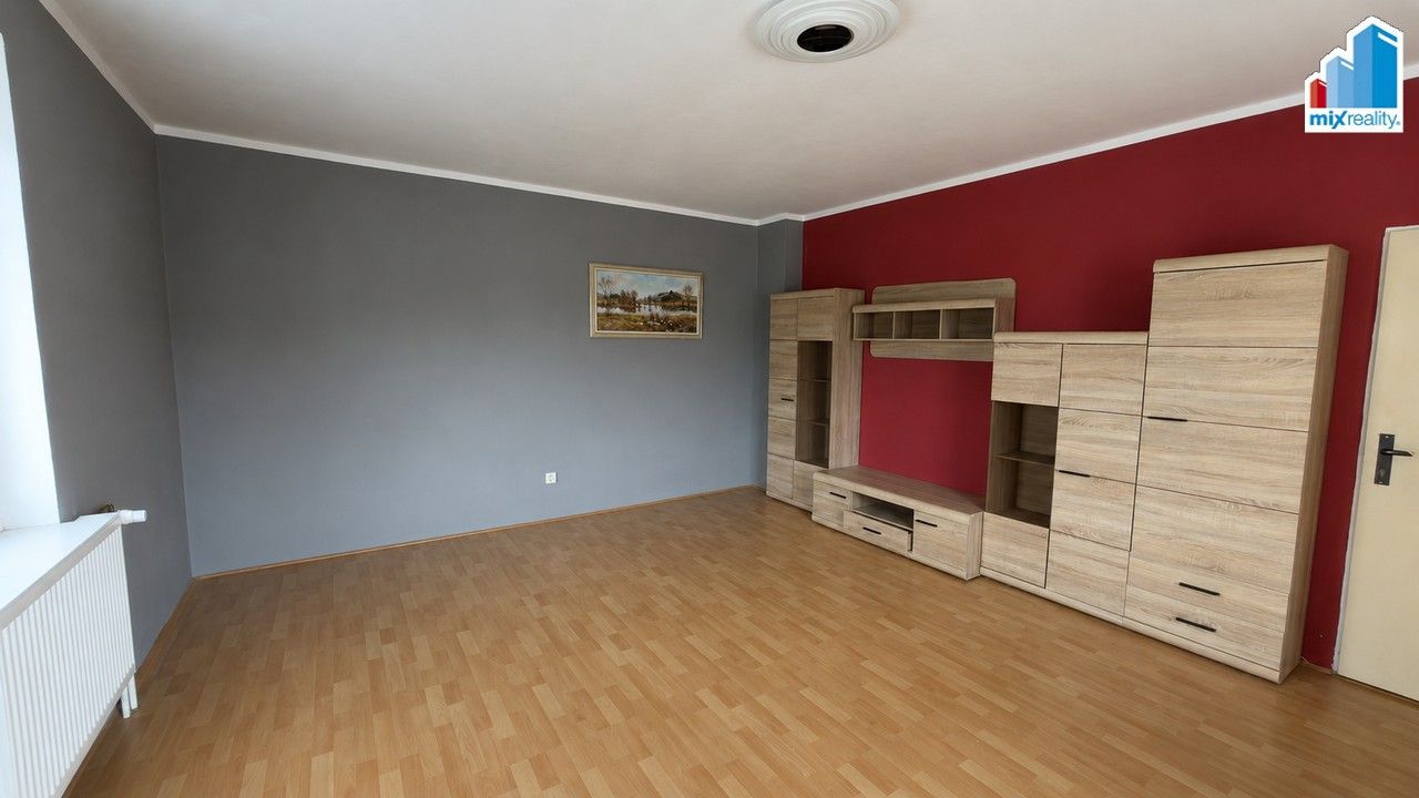 Prodej nemovitosti 260 m² - foto 12