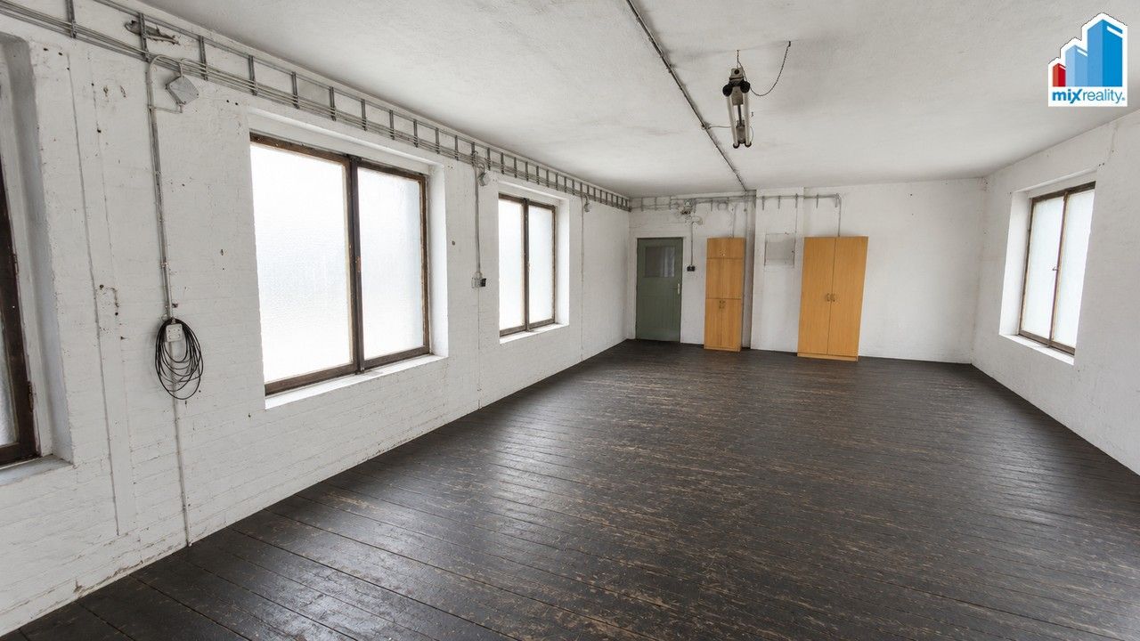 Prodej nemovitosti 260 m² - foto 16