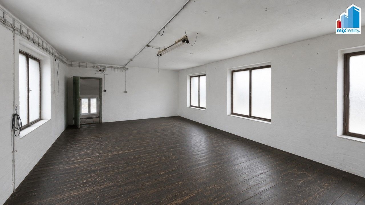 Prodej nemovitosti 260 m² - foto 14