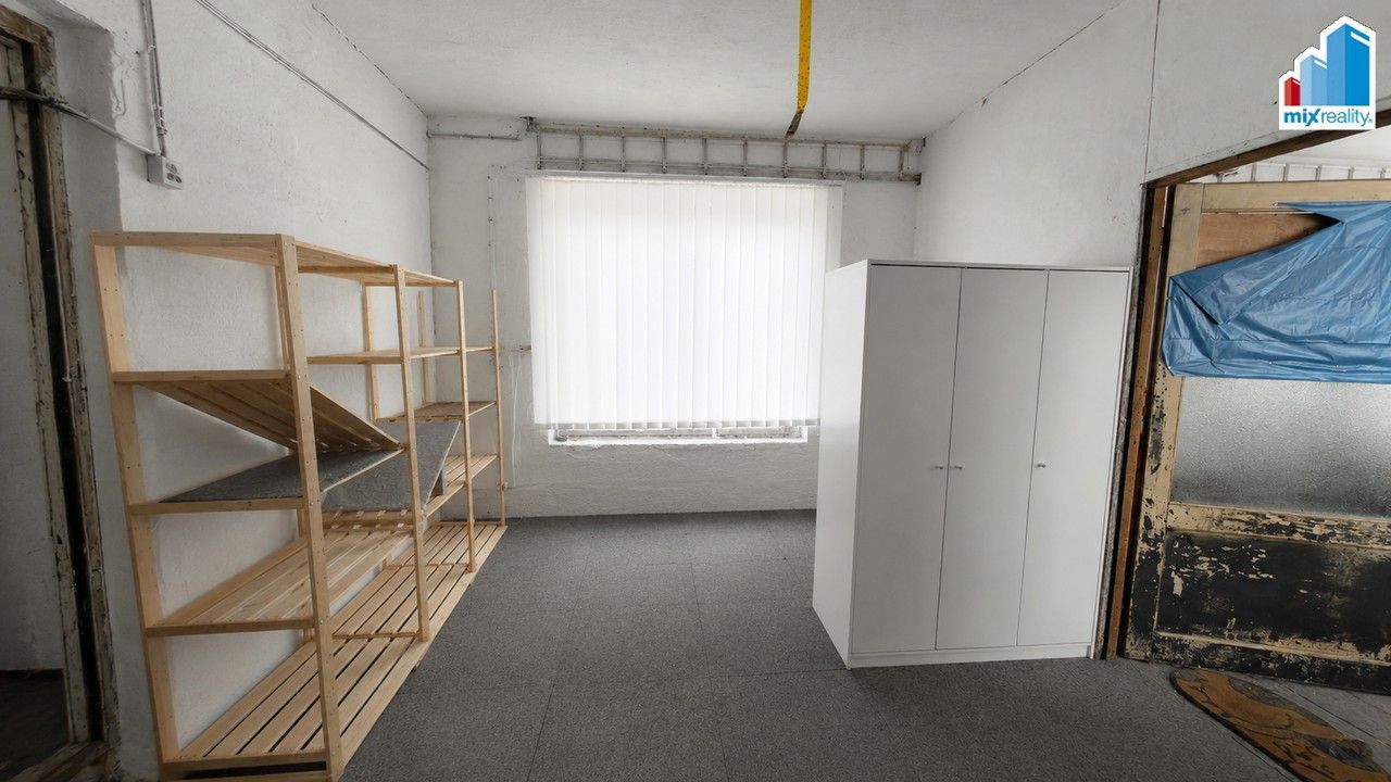 Prodej nemovitosti 260 m² - foto 17