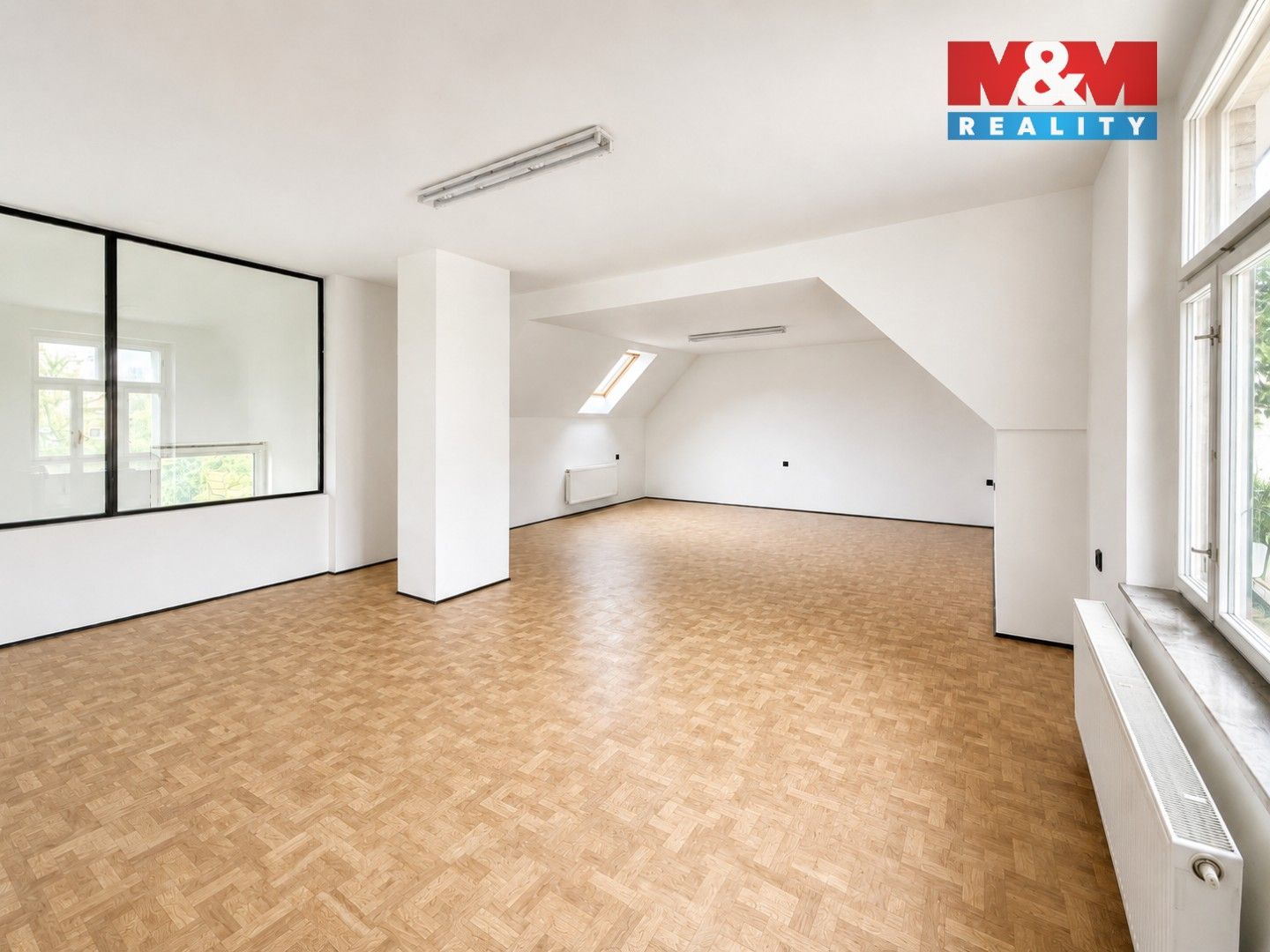 Pronájem komerčního prostoru 230 m² - foto 5