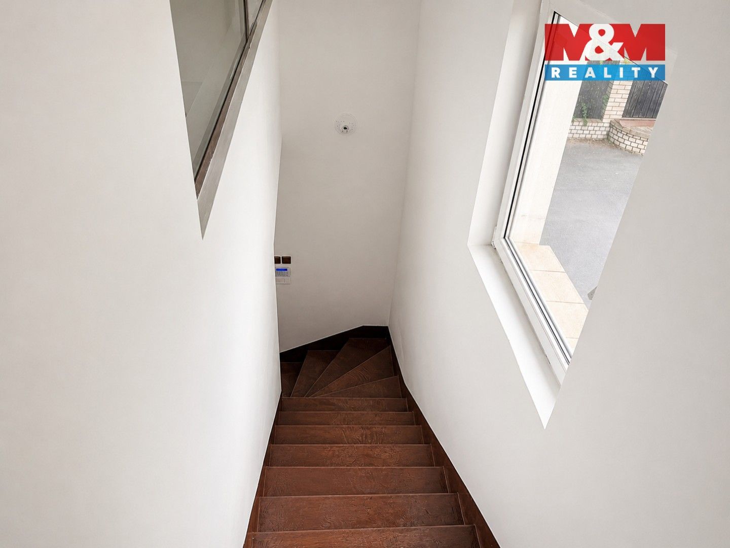 Pronájem komerčního prostoru 230 m² - foto 8