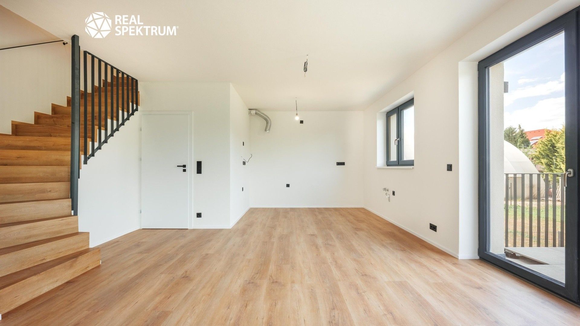 Prodej bytu 4+kk 105 m² - foto 1