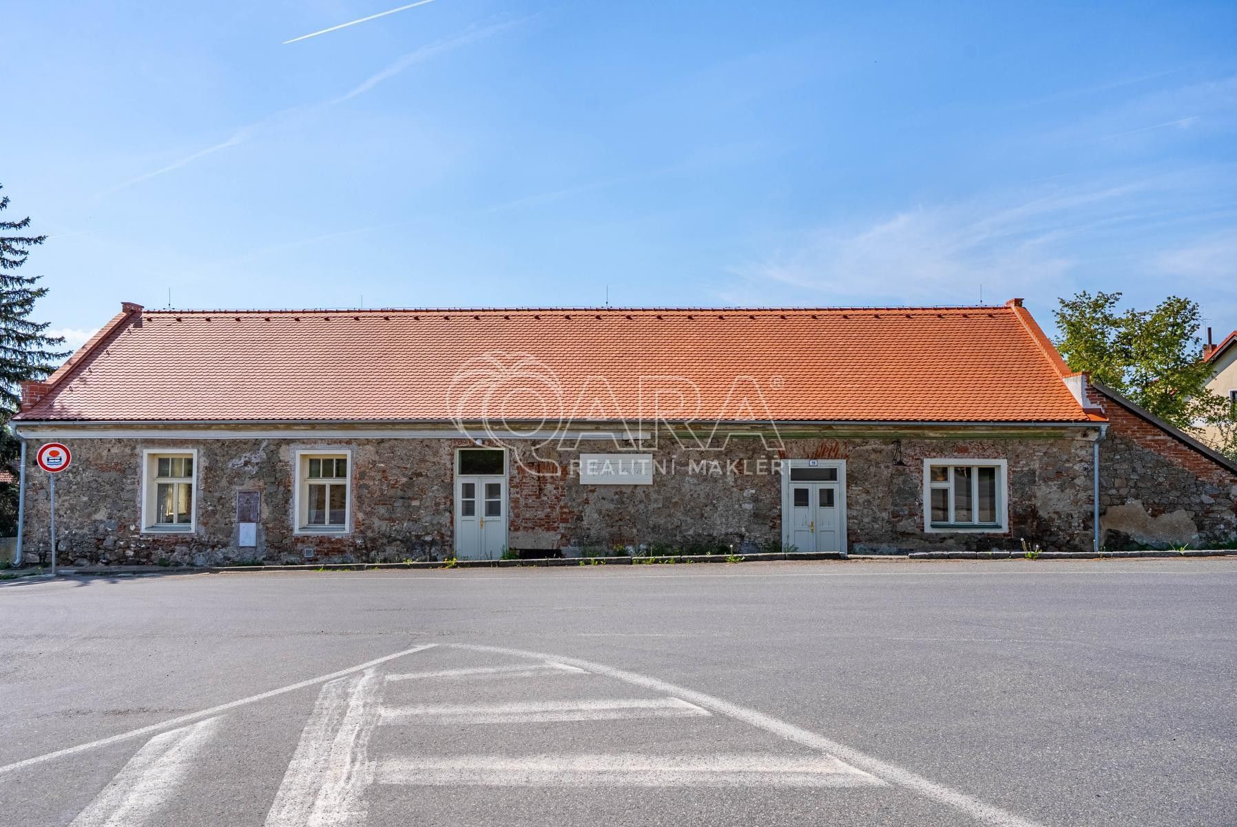 Prodej nemovitosti 1000 m² - foto 12