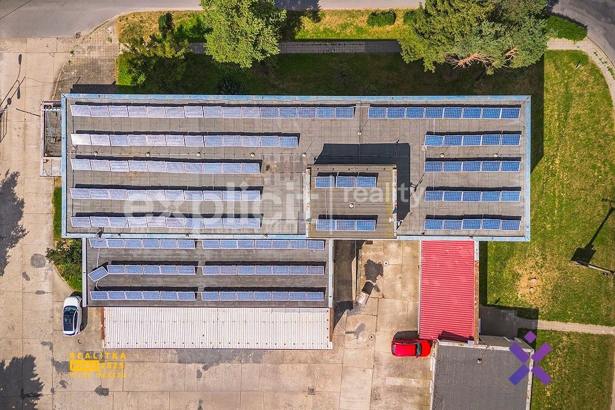 Pronájem komerčního prostoru 1162 m² - foto 26