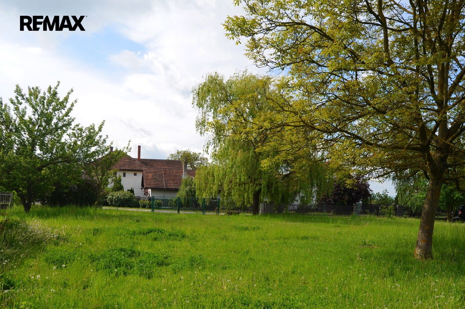 Prodej pozemku 2274 m² - foto 4