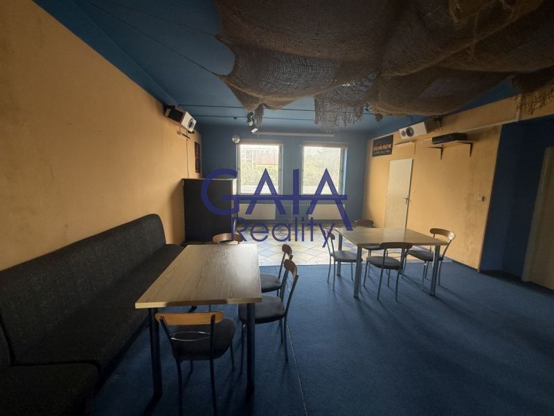 Prodej komerčního prostoru 940 m² - foto 3