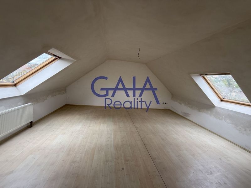 Prodej komerčního prostoru 940 m² - foto 9
