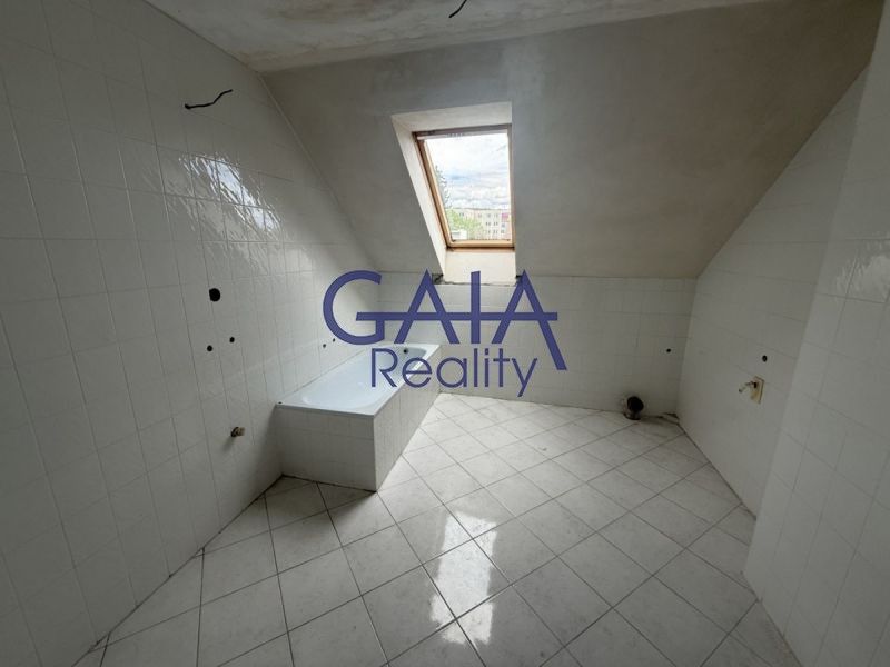 Prodej komerčního prostoru 940 m² - foto 17