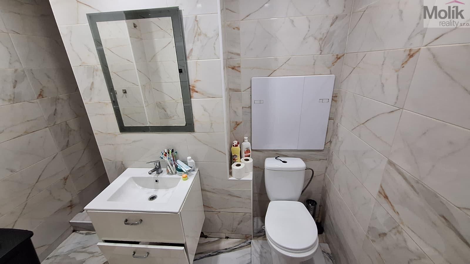 Prodej bytu 3+1 74 m² - foto 3