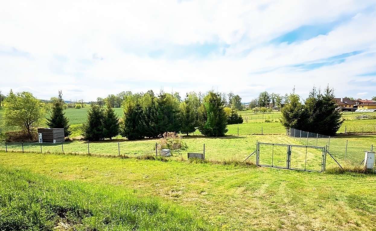 Pronájem pozemku 960 m² - foto 2