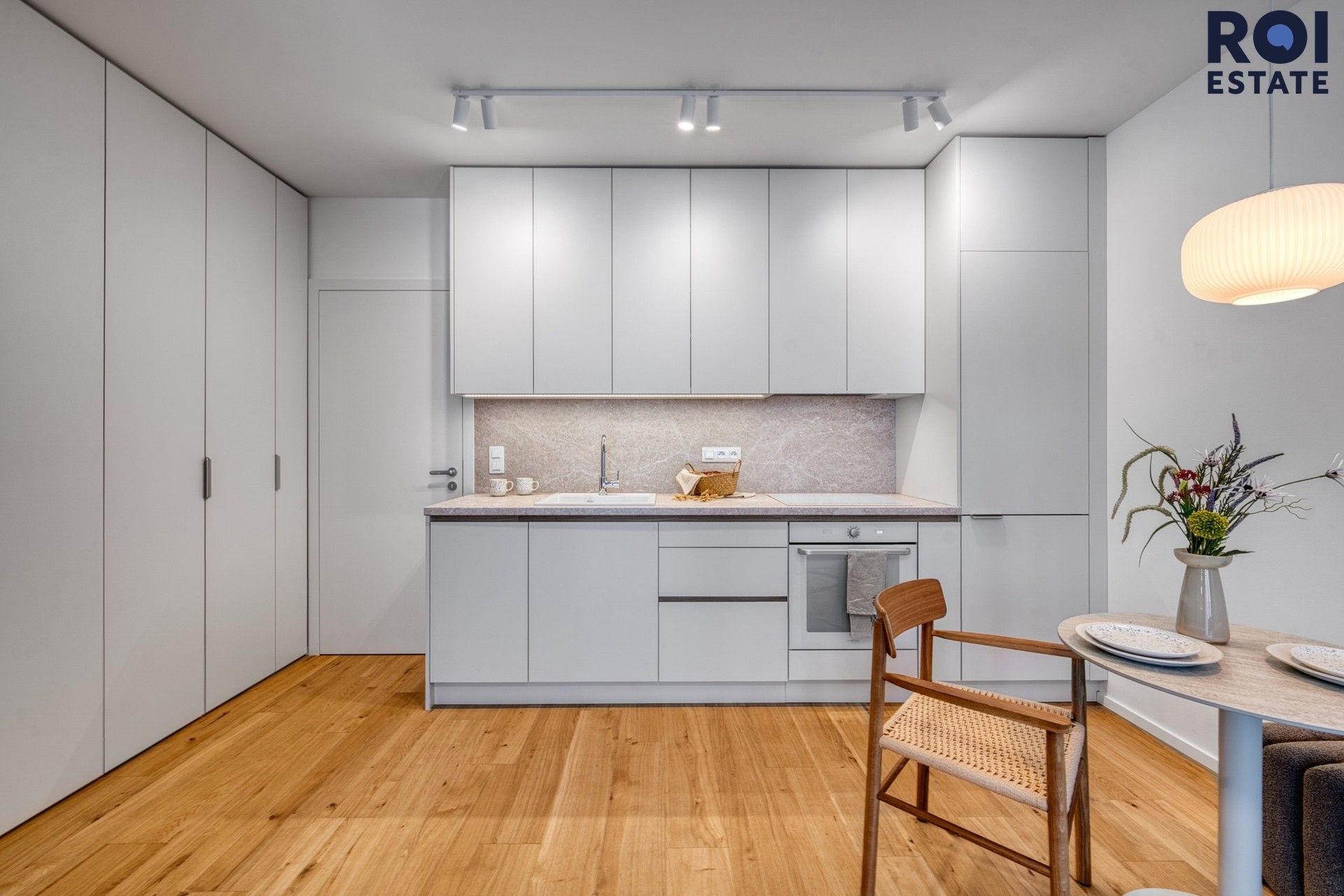 Pronájem bytu 1+kk 39 m² - foto 3