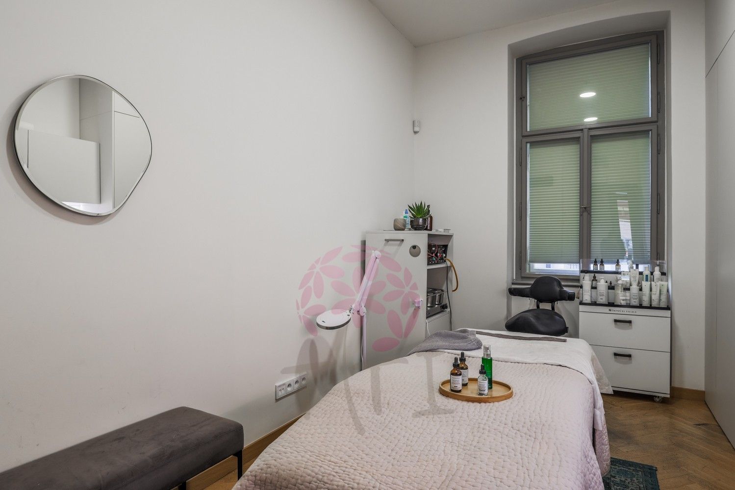 Pronájem komerčního prostoru 68 m² - foto 5