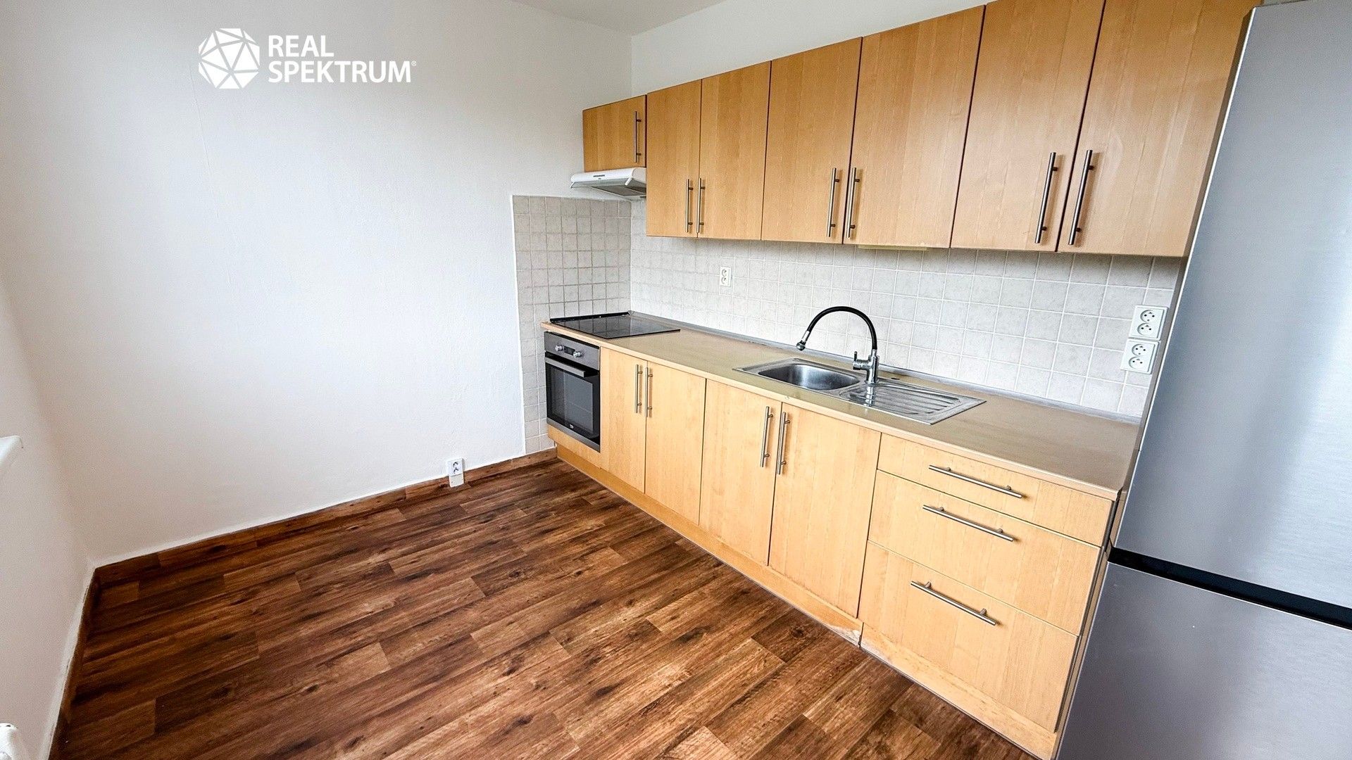 Pronájem bytu 3+1 75 m² - foto 10