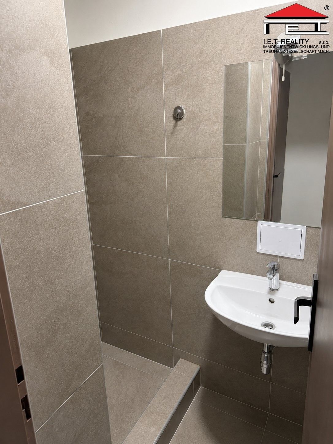 Pronájem bytu 1+kk 45 m² - foto 8