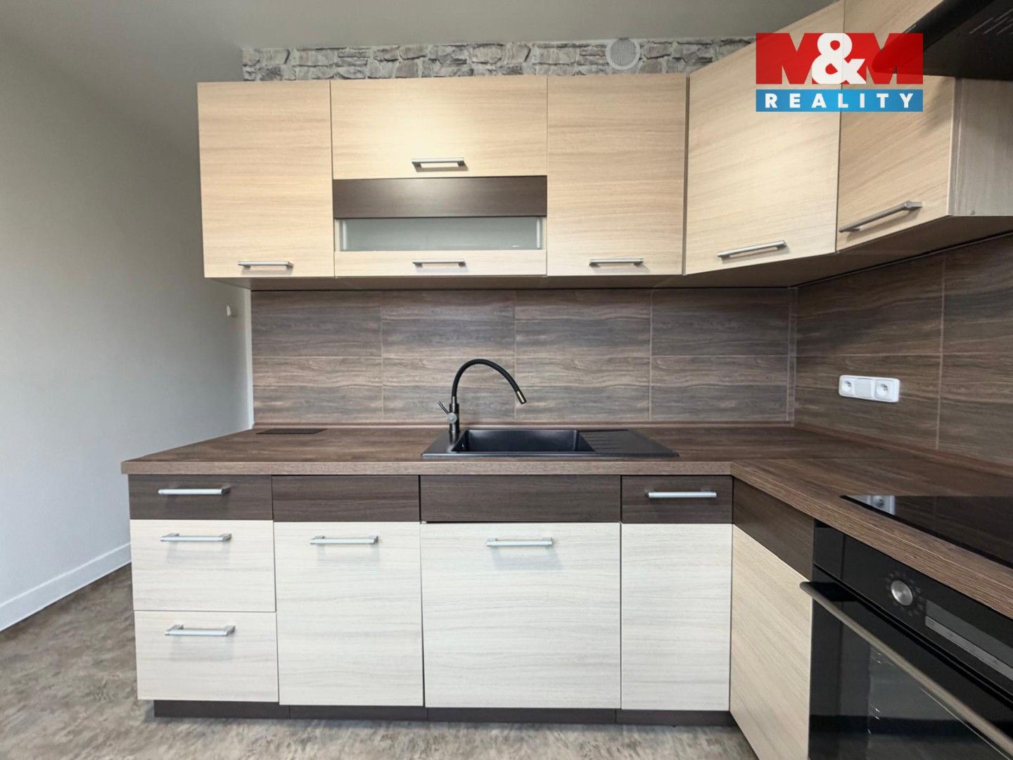 Pronájem bytu 3+1 62 m² - foto 2