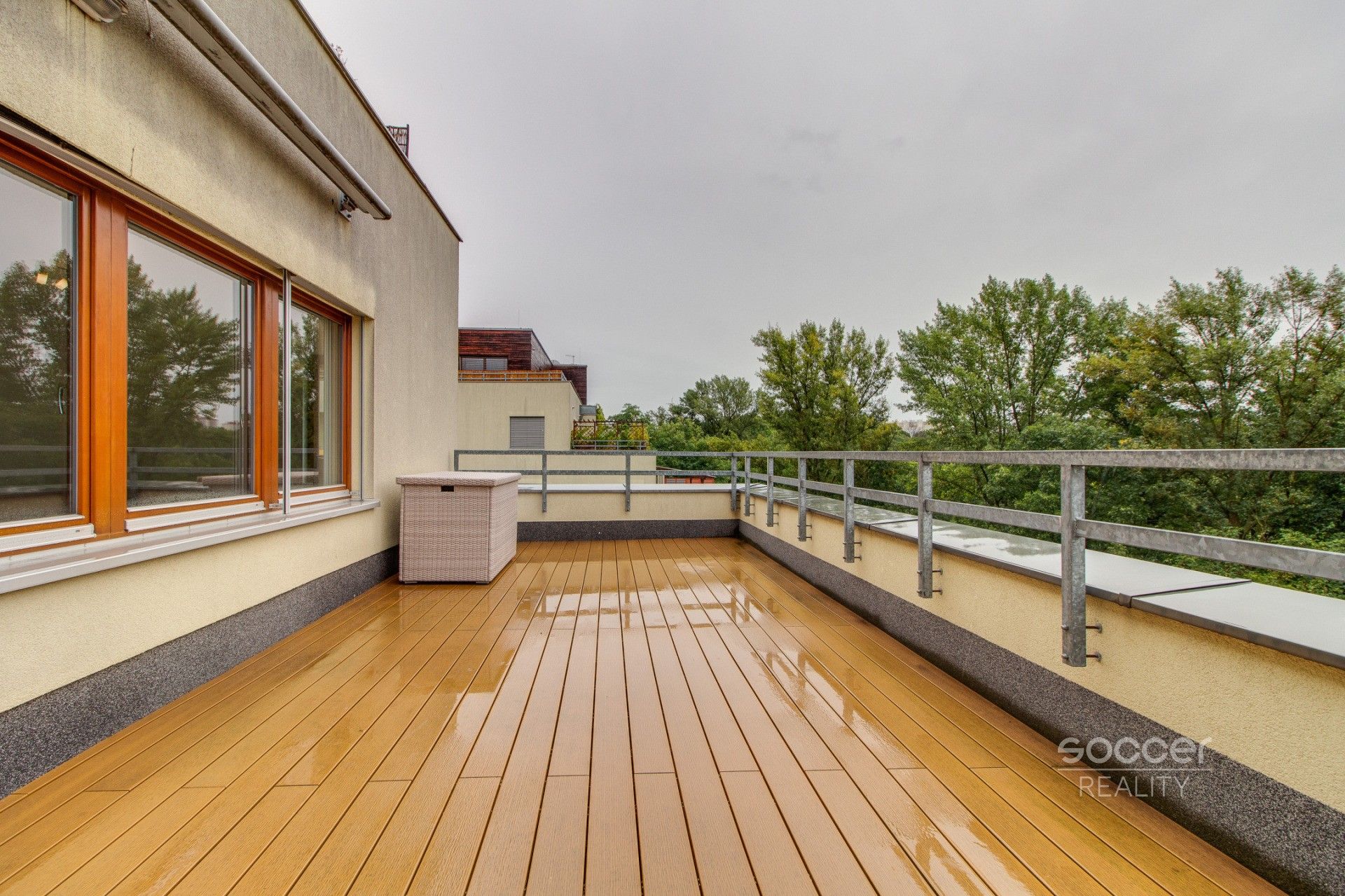 Pronájem bytu 3+kk 165 m² - foto 3