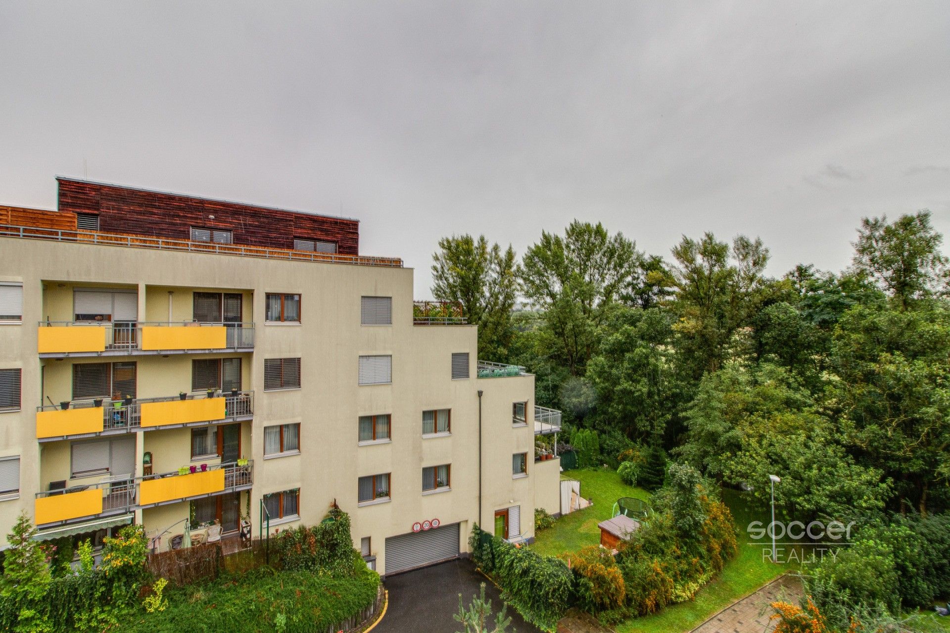 Pronájem bytu 3+kk 165 m² - foto 21