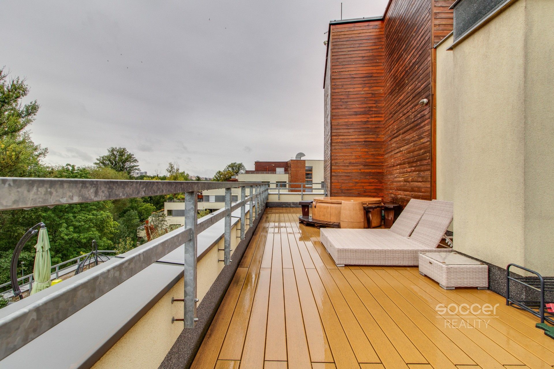 Pronájem bytu 3+kk 165 m² - foto 22