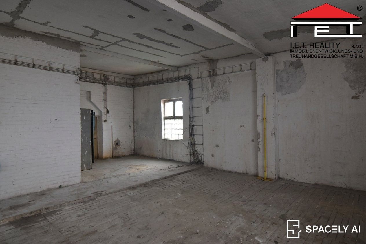 Pronájem komerčního prostoru 105 m² - foto 2