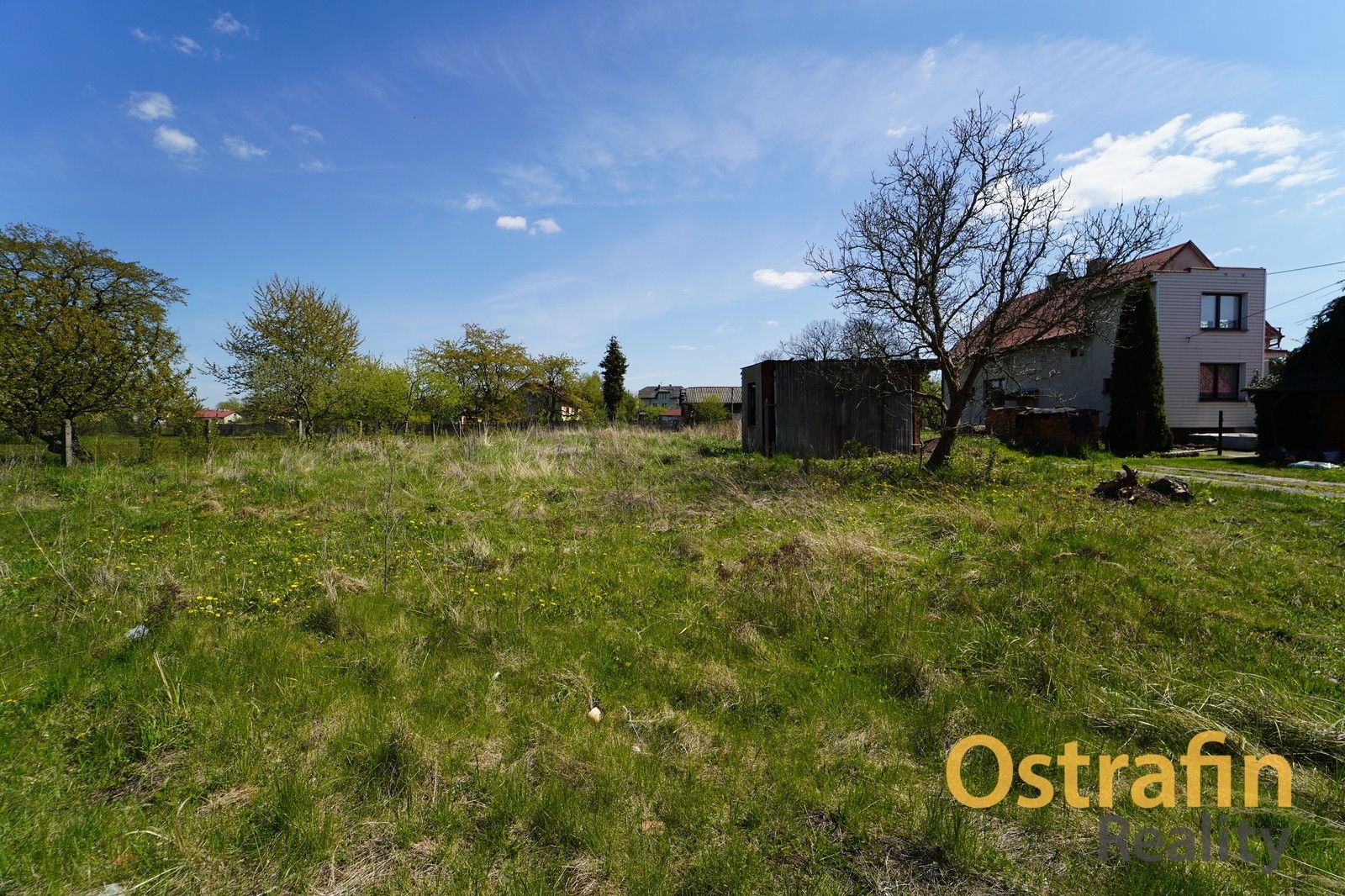 Prodej pozemku 1784 m² - foto 1