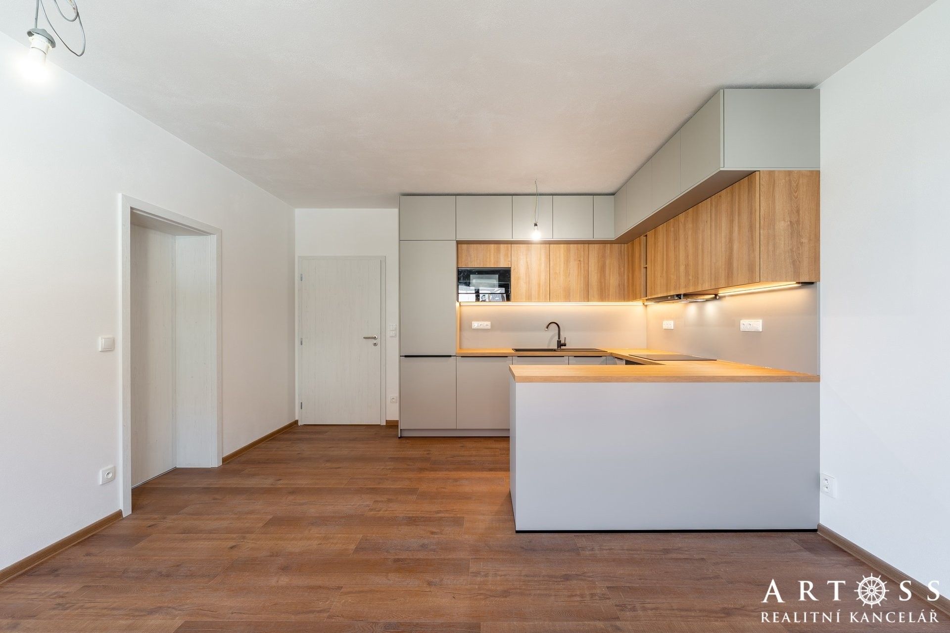 Prodej bytu 3+kk 71 m² - foto 6