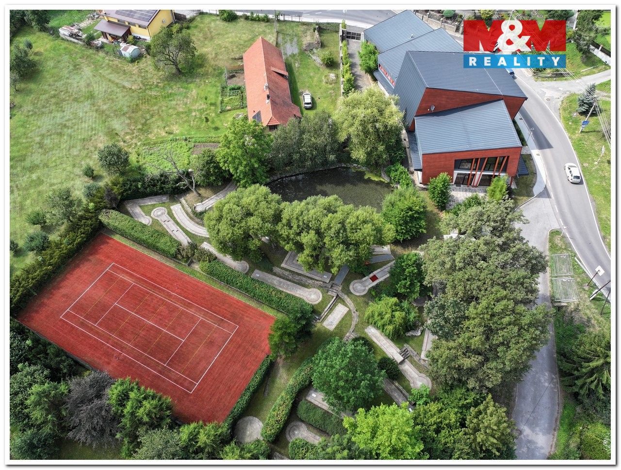 Prodej komerčního prostoru 1076 m² - foto 3