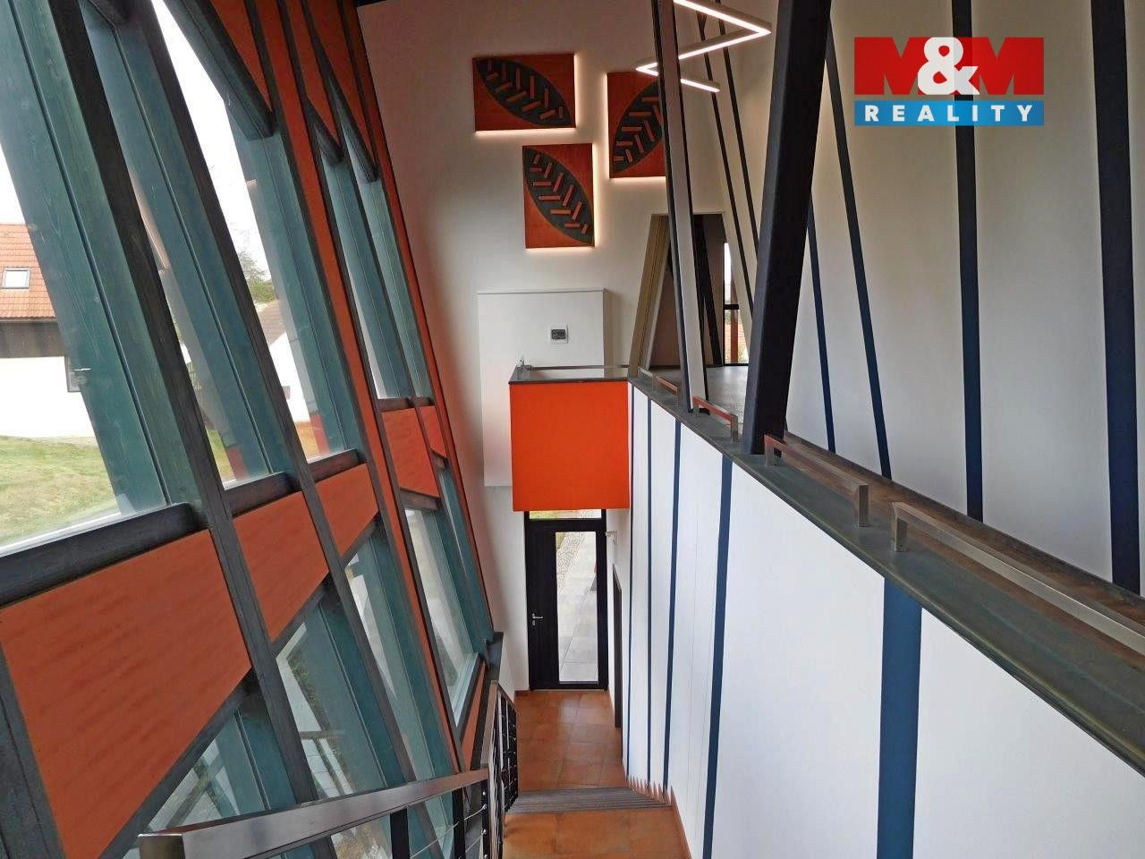 Prodej komerčního prostoru 1076 m² - foto 9