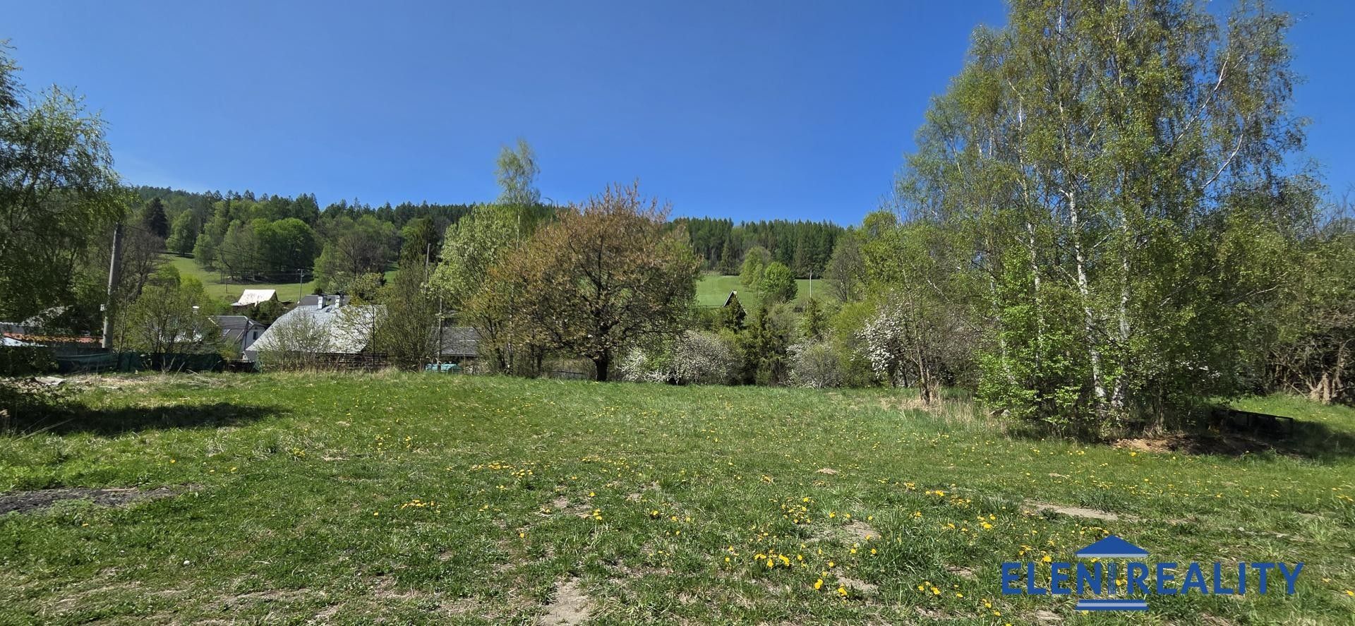 Prodej pozemku 2148 m² - foto 1