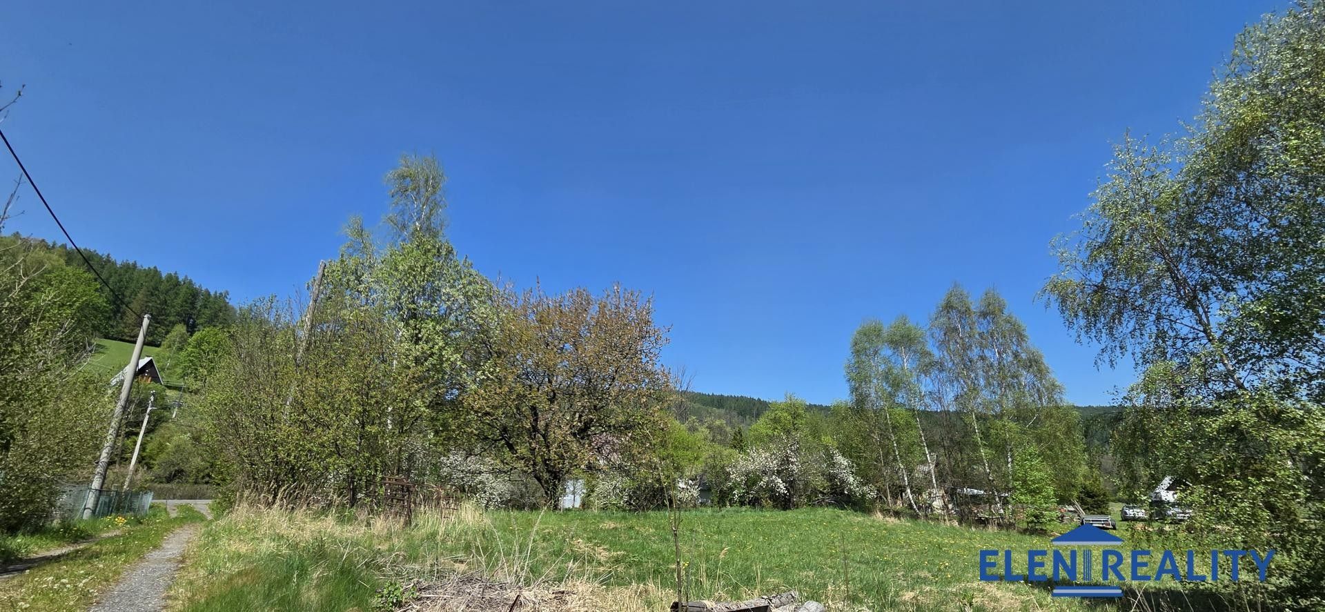 Prodej pozemku 2148 m² - foto 4