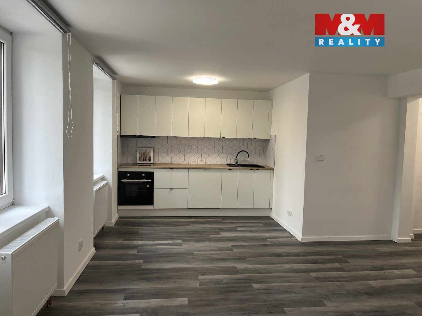 Pronájem bytu 1+kk 72 m² - foto 5