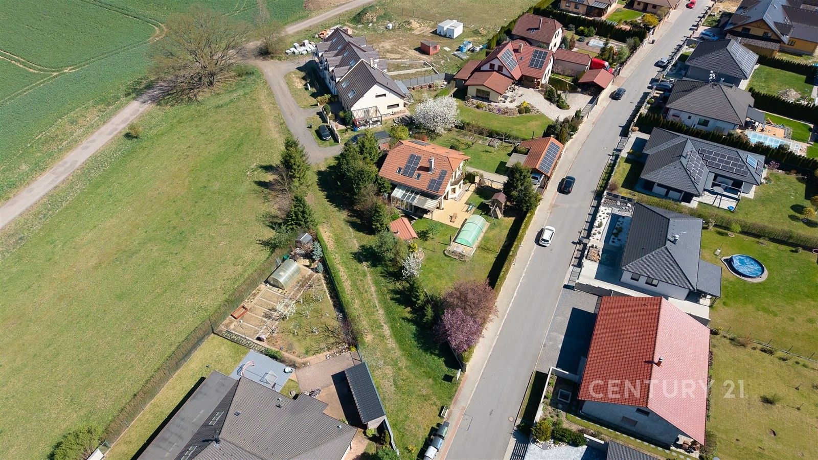 Prodej domu 210 m² - foto 3
