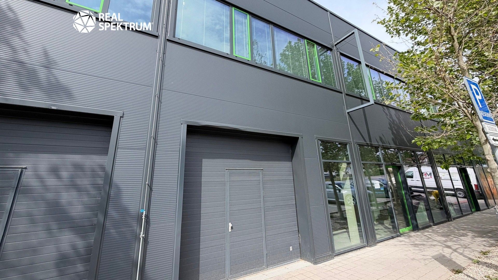 Prodej komerčního prostoru 462 m² - foto 10