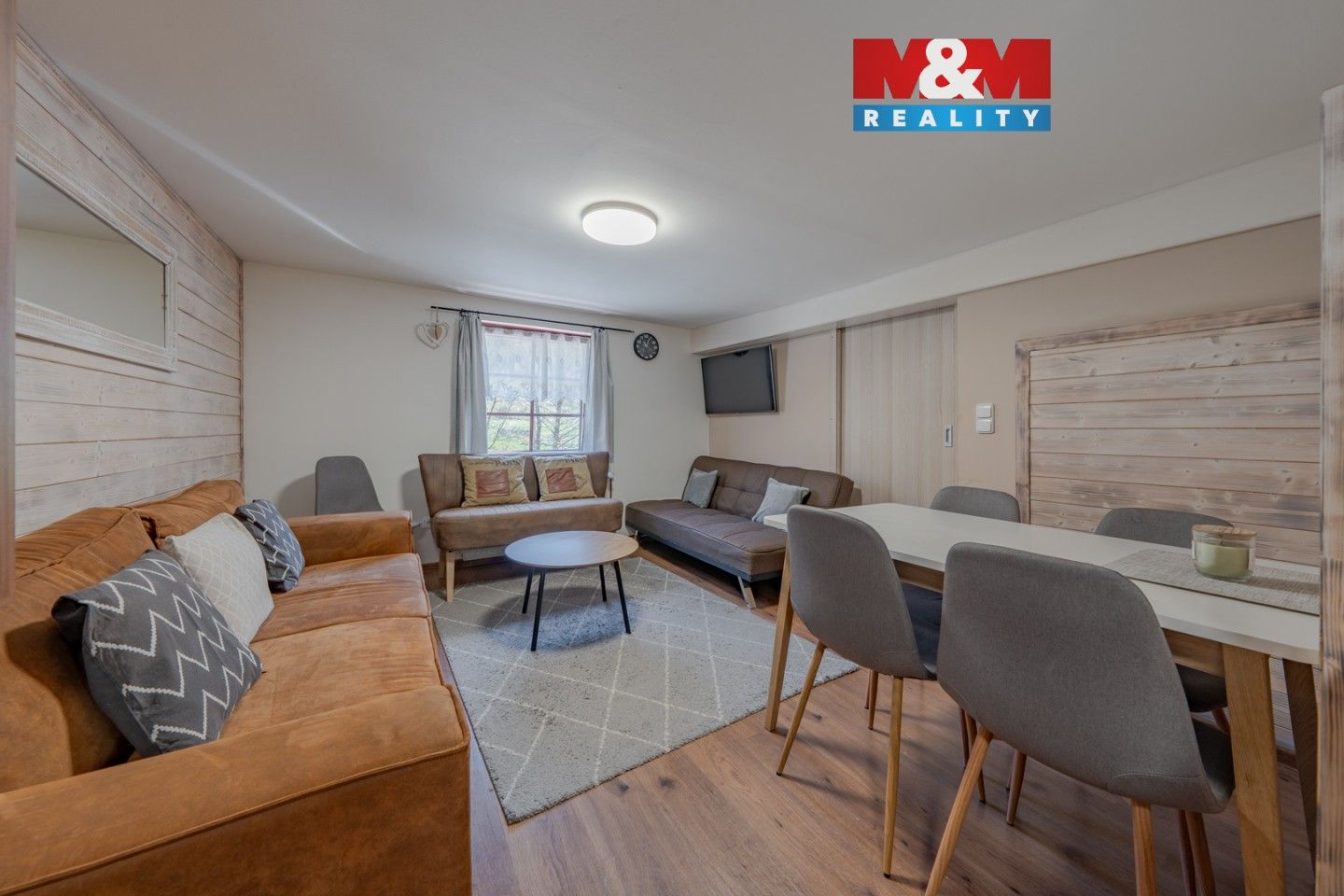 Prodej domu 180 m² - foto 1