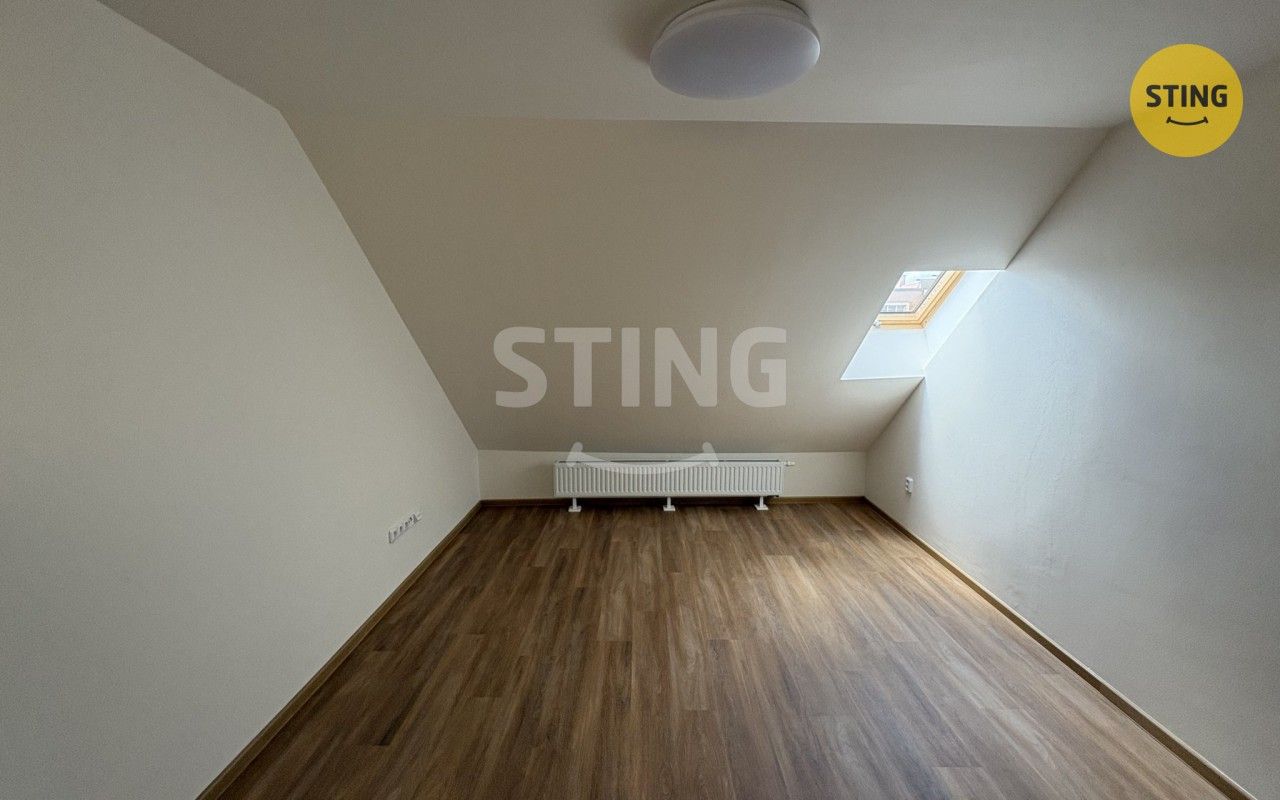 Pronájem bytu 1+kk 30 m² - foto 3