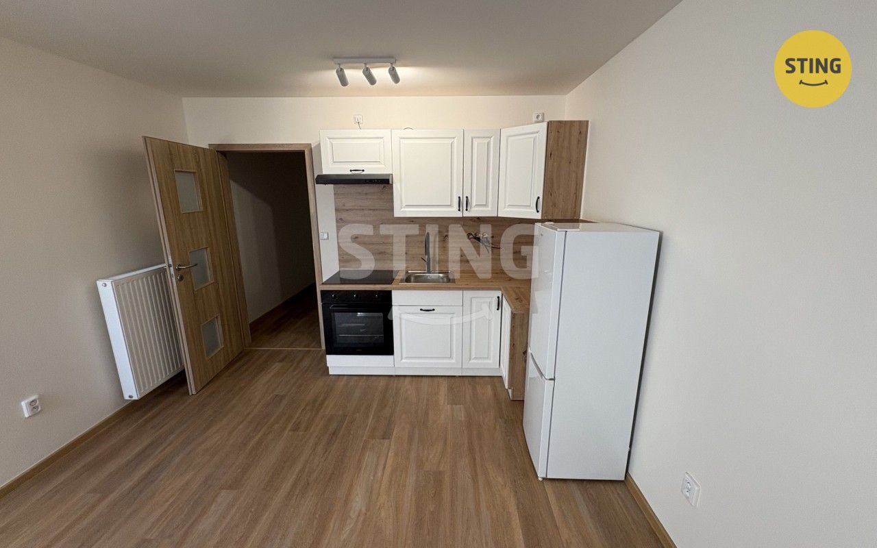 Pronájem bytu 1+kk 30 m² - foto 5