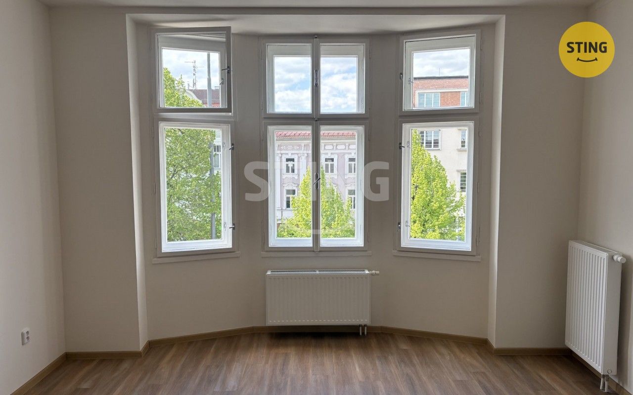 Pronájem bytu 1+kk 43 m² - foto 3
