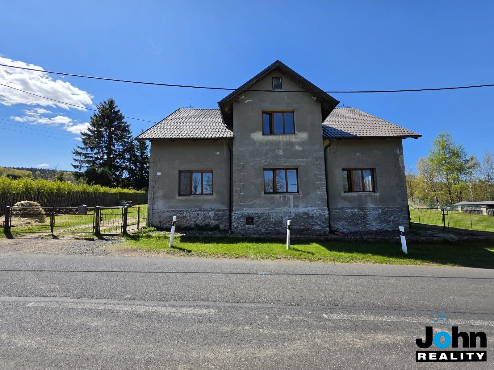 Prodej domu 400 m² - foto 1