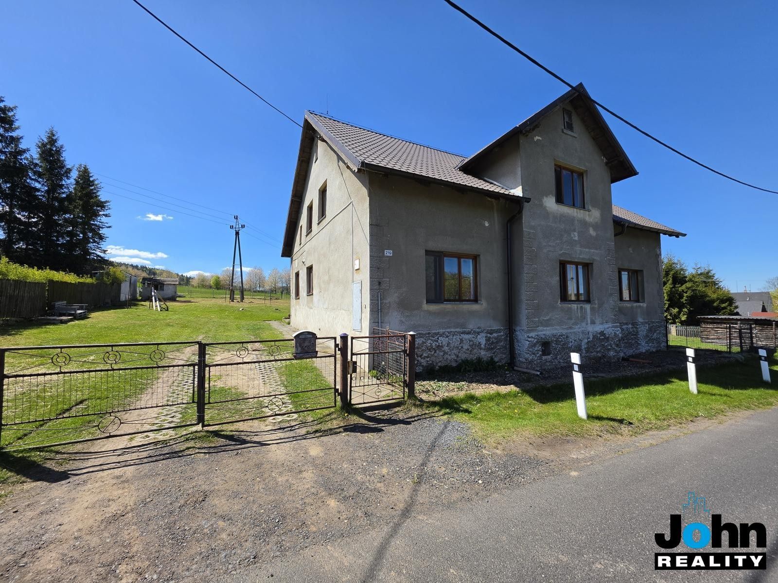 Prodej domu 400 m² - foto 2