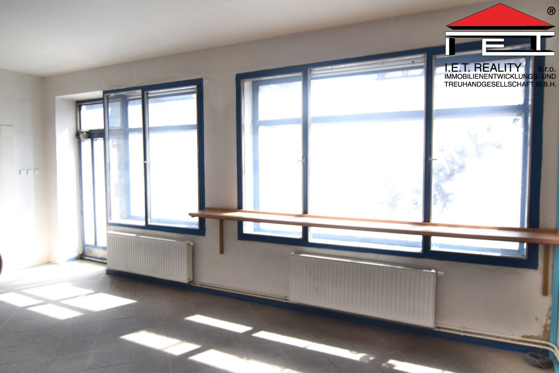 Pronájem komerčního prostoru 47 m² - foto 3