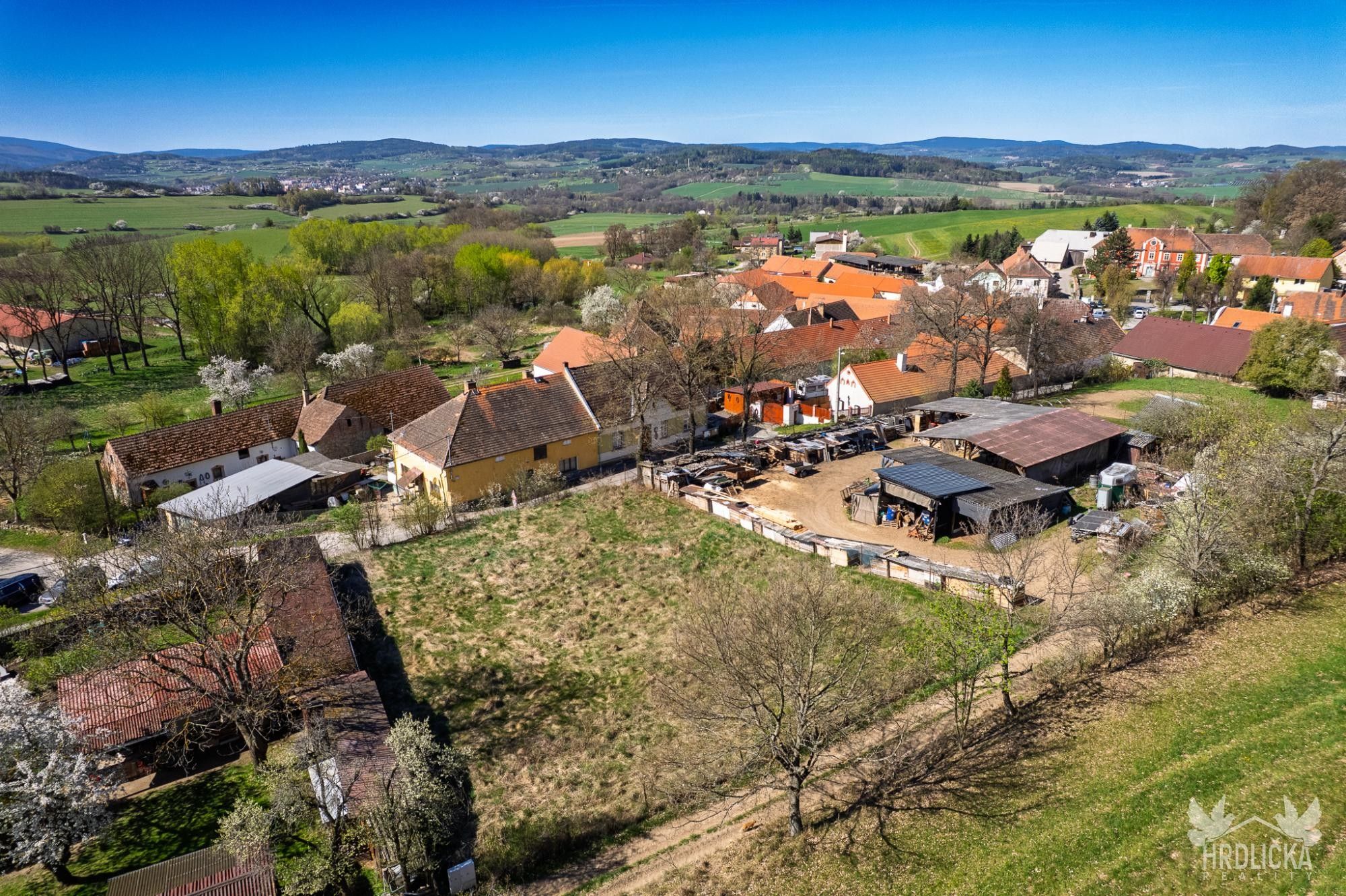 Prodej pozemku 1053 m² - foto 3