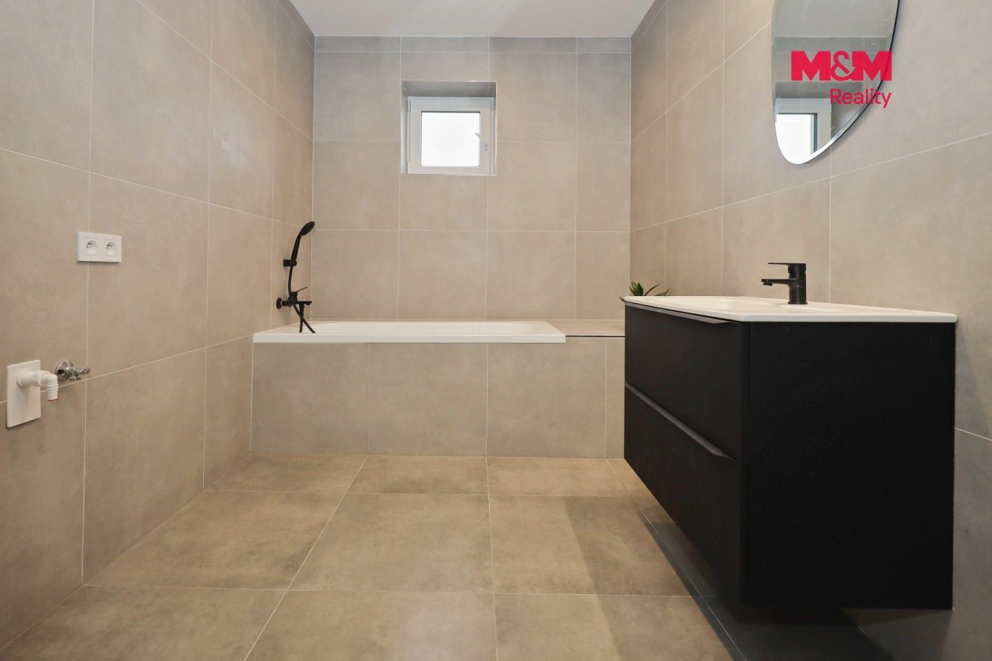 Pronájem bytu 2+kk 44 m² - foto 3