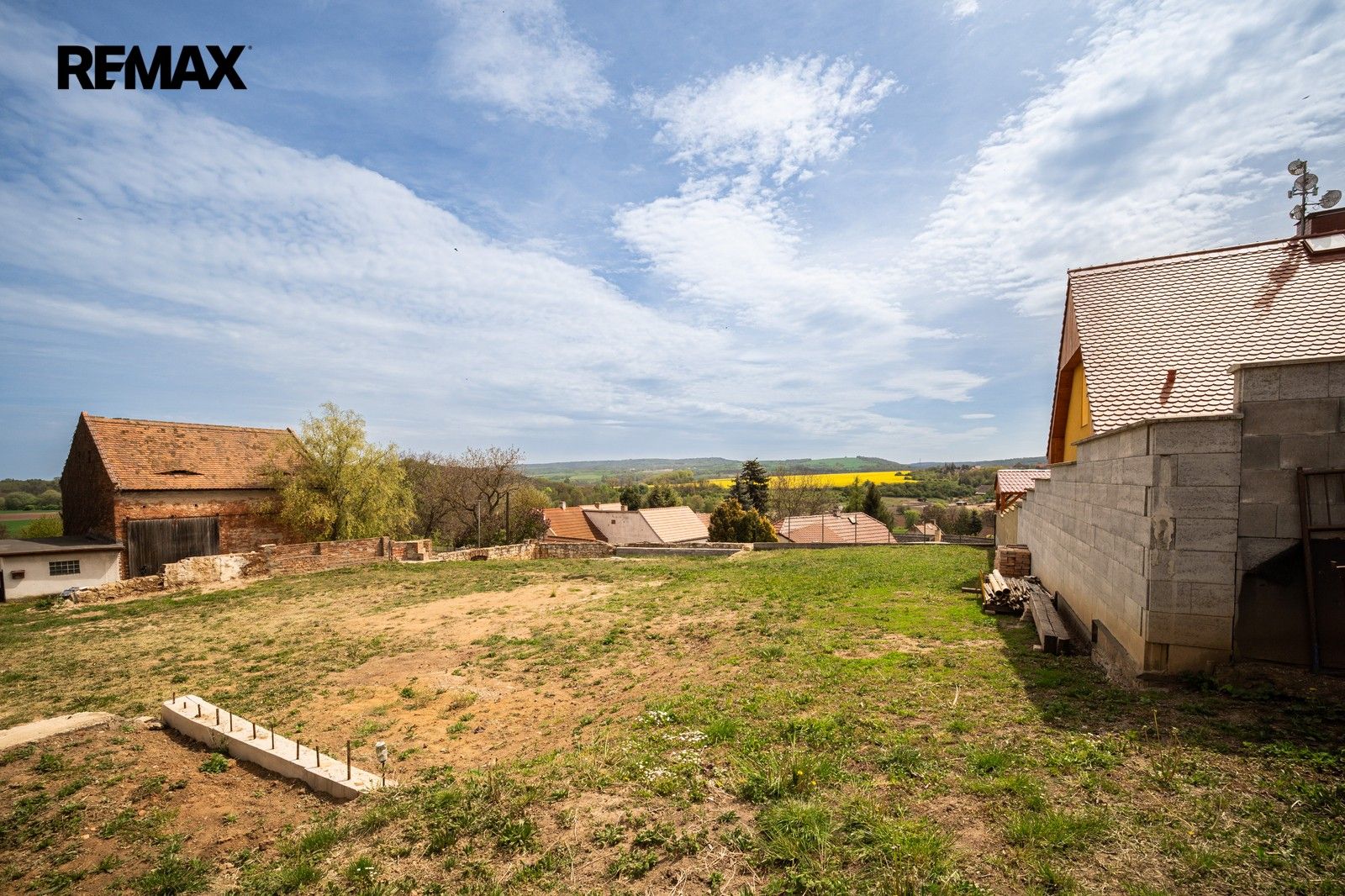 Prodej pozemku 842 m² - foto 4