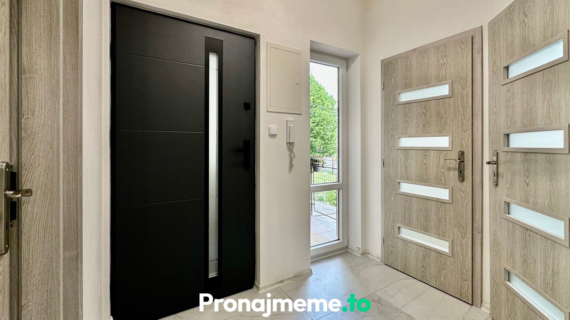 Pronájem bytu 2+kk 42 m² - foto 9