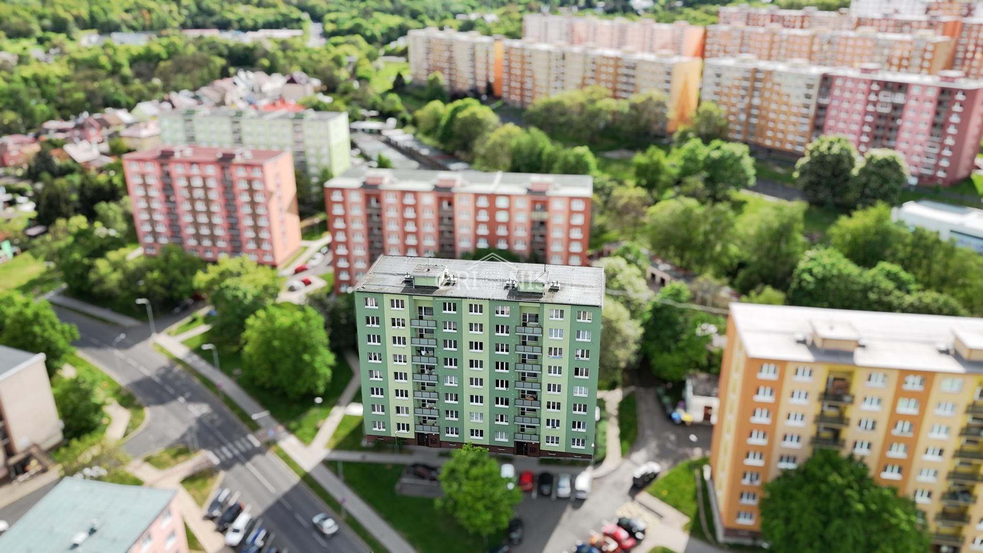 Prodej bytu 4+1 77 m² - foto 1