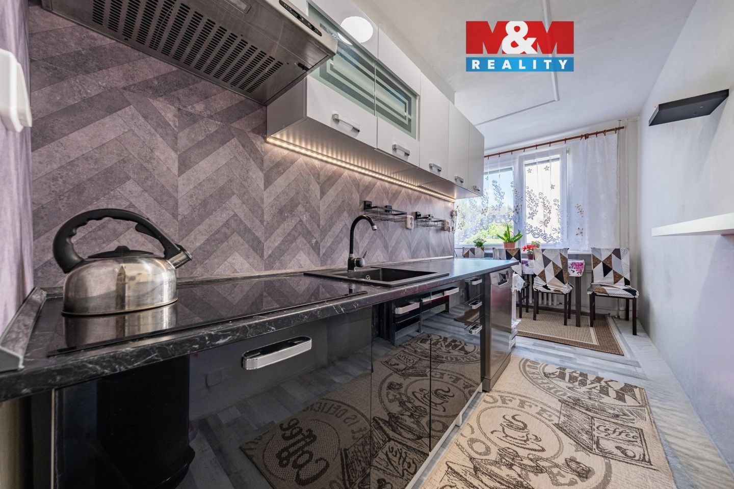 Prodej bytu 2+1 63 m² - foto 1