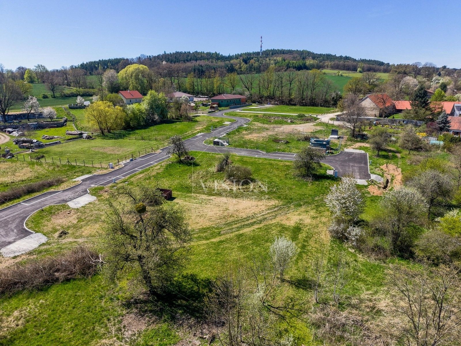 Prodej pozemku 724 m² - foto 3