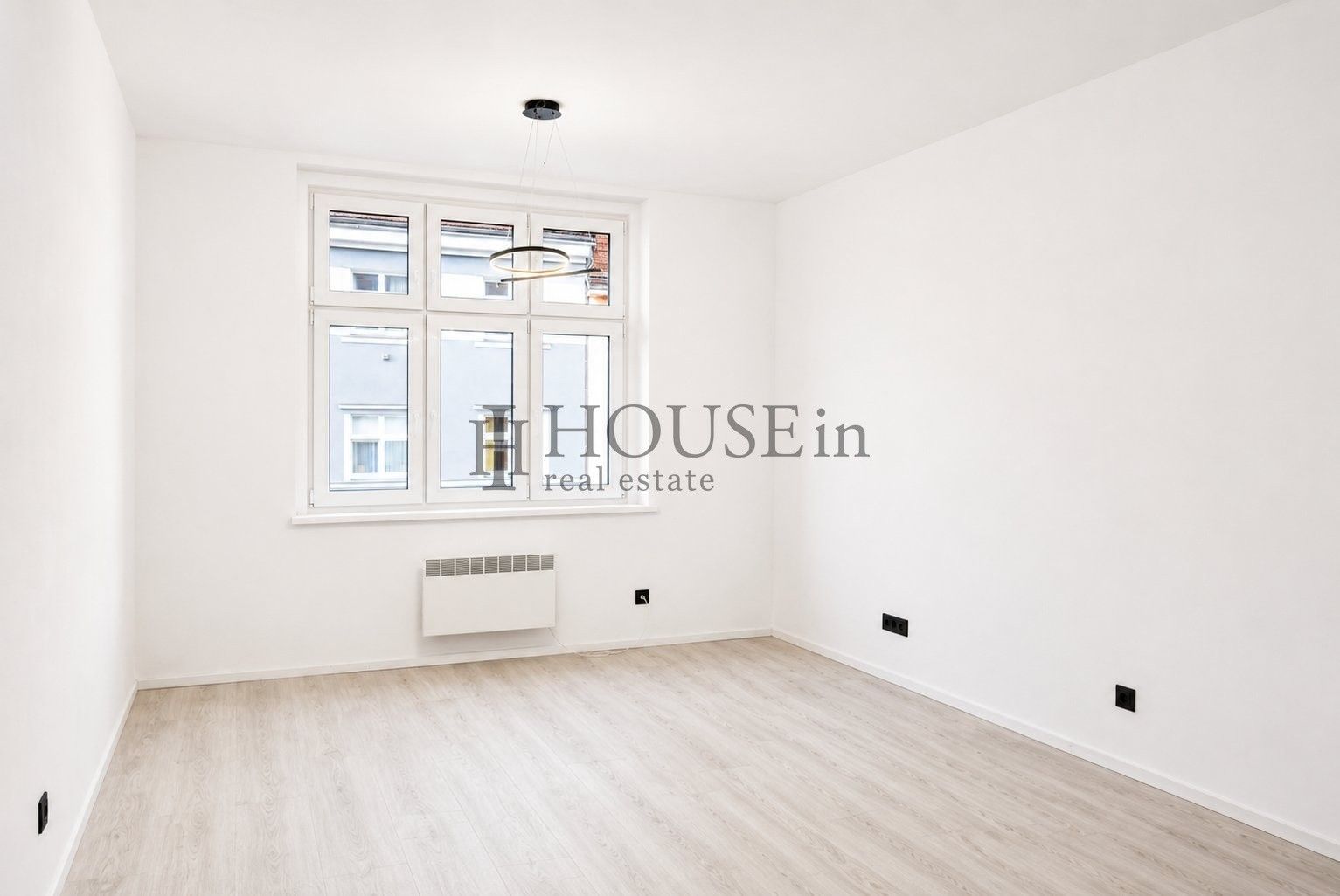 Pronájem bytu 2+kk 63 m² - foto 4