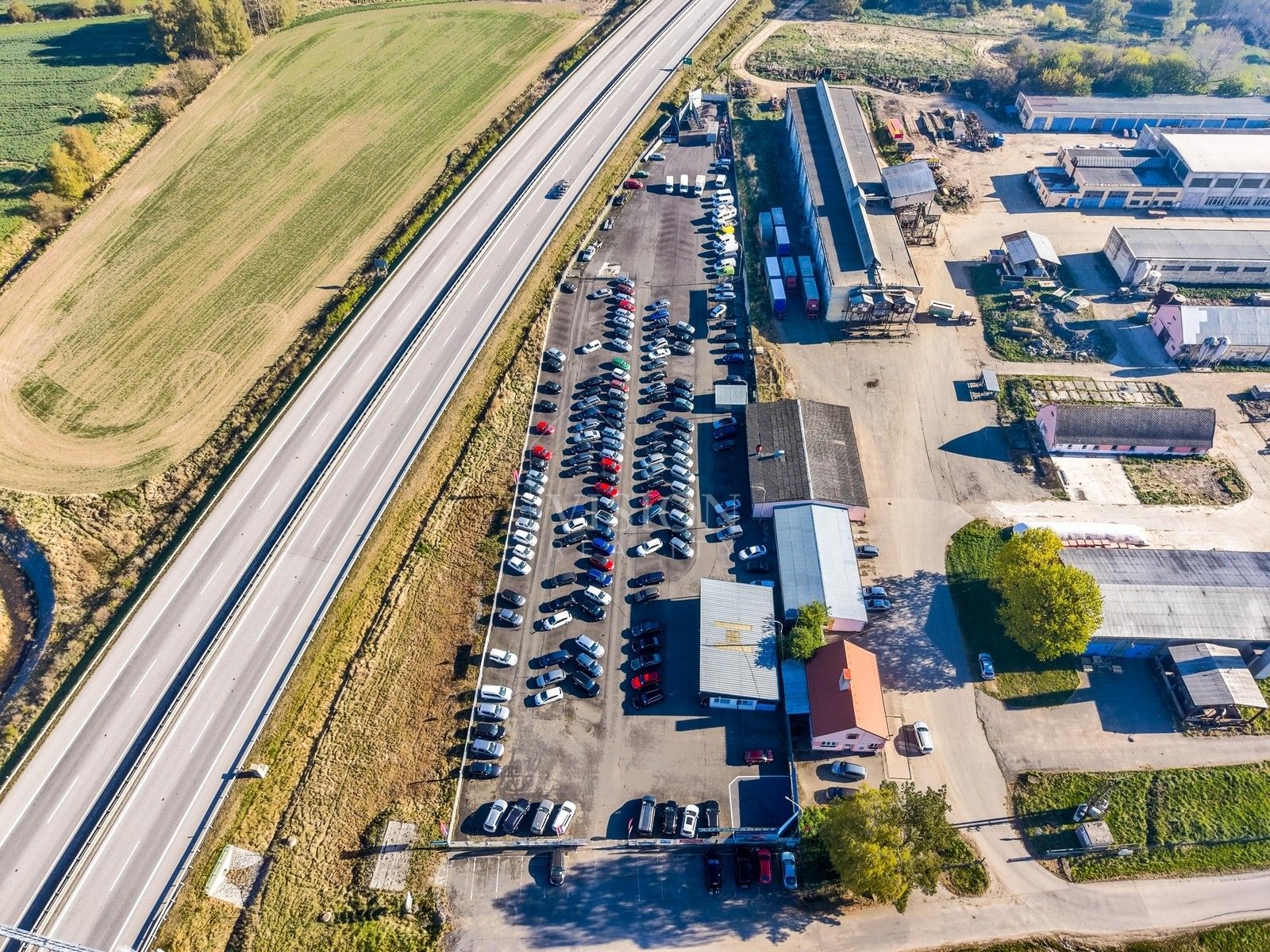 Pronájem nemovitosti 7927 m² - foto 8
